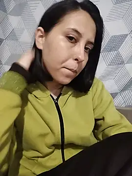 Snapshot of melzinhah03 chatting on 07-16-26, 01:13 melzinhah03 online show from 07-16-26, 01:13