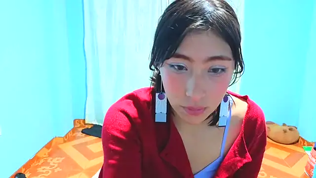 Sullyoonn online show from 04-17-26, 04:04