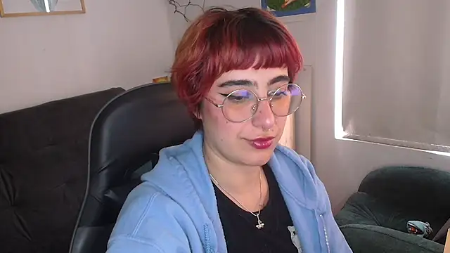 Snapshot of Miacatsito3 chatting on 02-12-26, 07:57 Miacatsito3 online show from 02-12-26, 07:57