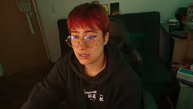 Miacatsito3 online show from 11-13-25, 03:32