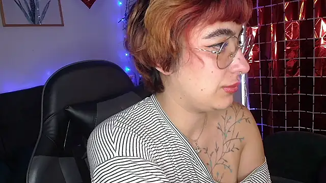 Snapshot of Miacatsito3 chatting on 02-25-26, 09:14 Miacatsito3 online show from 02-25-26, 09:14