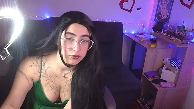 Miacatsito3 online show from 06-01-26, 04:13