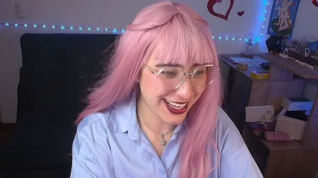 Miacatsito3 online show from 05-23-26, 02:10