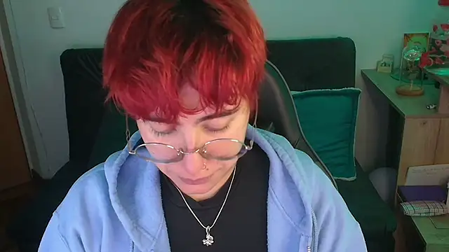 Miacatsito3 online show from 12-21-25, 02:57