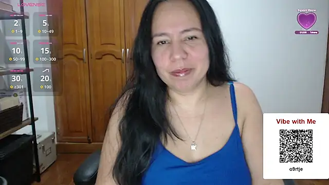Snapshot of alexandraa19 chatting on 09-22-25, 03:45 alexandraa19 online show from 09-22-25, 03:45