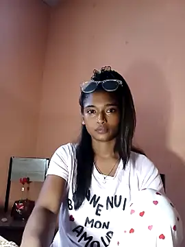 Alexia holbert online show from 02-22-26, 02:08