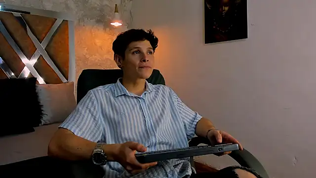 kraven lust online show from 12-05-25, 03:05