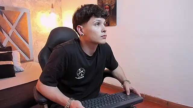 kraven lust online show from 03-25-26, 03:39