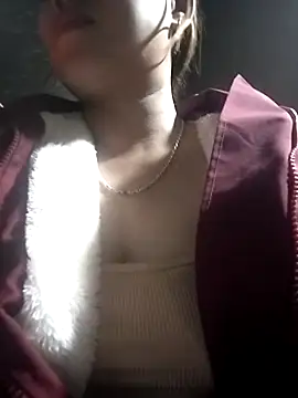 Snapshot of Dung_x chatting on 02-20-26, 06:26 Dung x online show from 02-20-26, 06:26