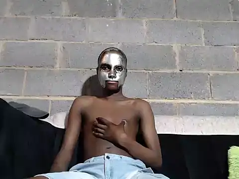 Romeo Favent online show from 09-18-25, 04:32