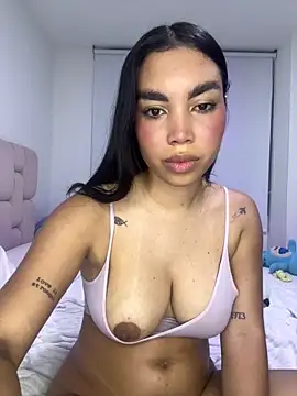 karolaalcendra online show from 03-12-26, 03:23