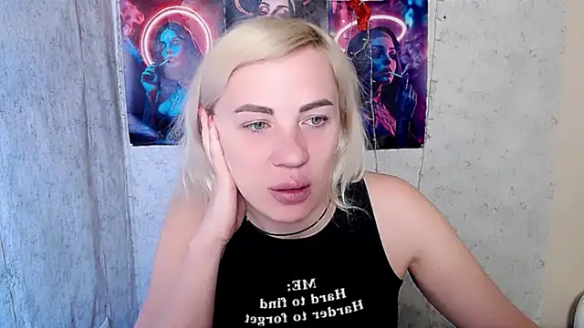 EmmaCat  online show from 02-18-26, 06:33