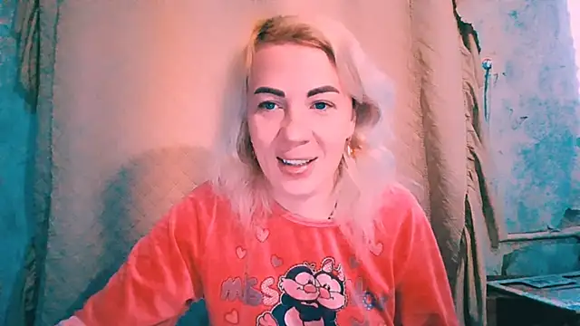 EmmaCat  online show from 11-02-25, 05:56