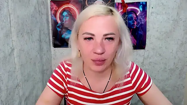 EmmaCat  online show from 04-09-26, 05:09