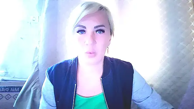 EmmaCat  online show from 09-14-25, 09:53