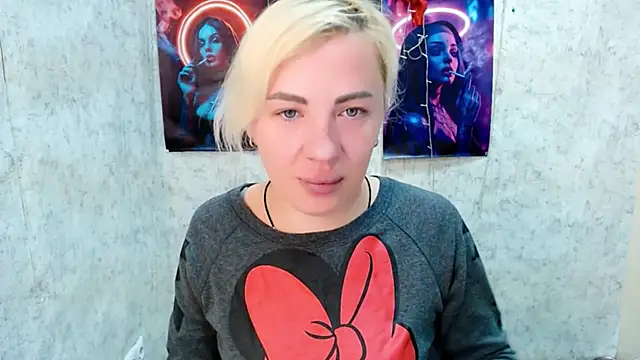 EmmaCat  online show from 03-03-26, 05:03