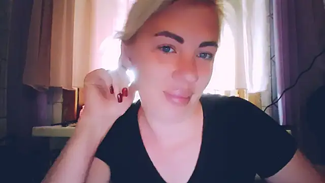 EmmaCat  online show from 05-20-26, 05:59