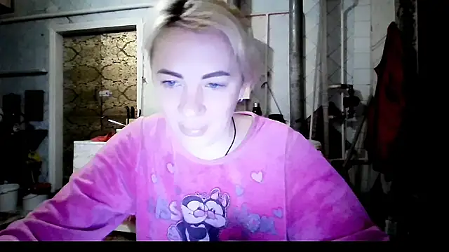 EmmaCat  online show from 02-05-26, 02:40