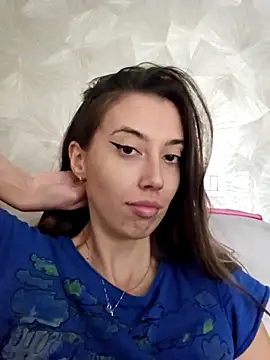 Snapshot of Juliane_Deutschland chatting on 10-09-25, 09:21 Juliane Deutschland online show from 10-09-25, 09:21