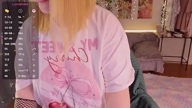 Snapshot of Aki_nohana chatting on 02-04-26, 06:14 Aki nohana online show from 02-04-26, 06:14