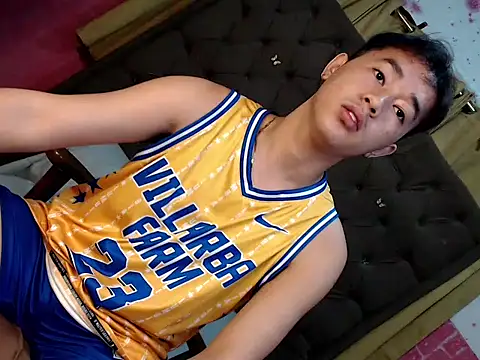 Snapshot of mr_chandy chatting on 02-16-26, 10:18 mr chandy online show from 02-16-26, 10:18