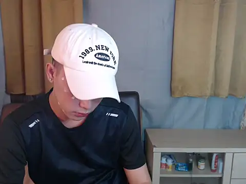 Snapshot of mr_chandy chatting on 10-03-25, 10:17 mr chandy online show from 10-03-25, 10:17