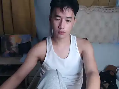 Snapshot of mr_chandy chatting on 11-02-25, 10:42 mr chandy online show from 11-02-25, 10:42