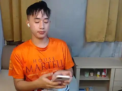 Snapshot of mr_chandy chatting on 09-19-25, 11:03 mr chandy online show from 09-19-25, 11:03