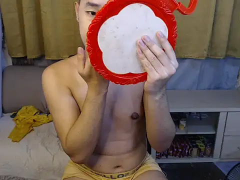 Snapshot of mr_chandy chatting on 09-23-25, 10:22 mr chandy online show from 09-23-25, 10:22