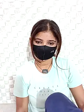 Snapshot of Arti_ chatting on 09-19-25, 11:03 Arti online show from 09-19-25, 11:03