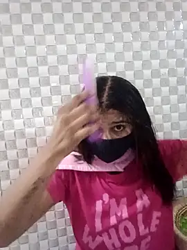 Snapshot of Arti_ chatting on 10-06-25, 12:06 Arti online show from 10-06-25, 12:06