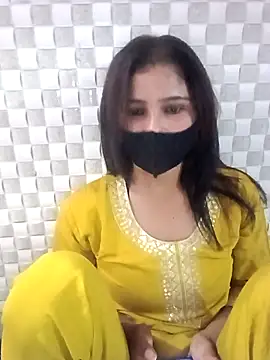 Snapshot of Arti_ chatting on 10-18-25, 06:54 Arti online show from 10-18-25, 06:54