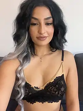 Mia spicyy online show from 11-28-25, 09:42