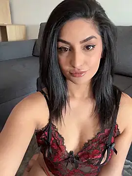 Mia spicyy online show from 04-30-26, 08:43