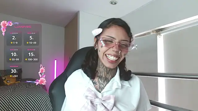 KoraRousee online show from 03-09-26, 01:58