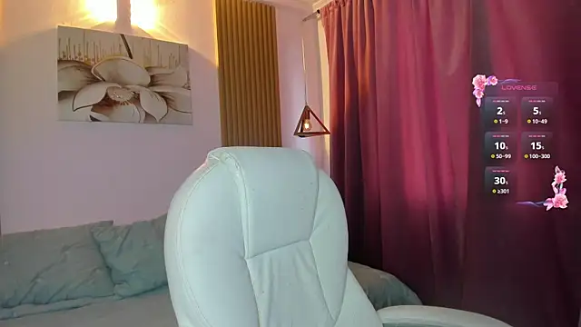 KoraRousee online show from 06-19-26, 07:09