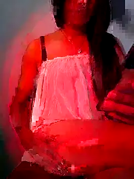 Cutie-Whiskey1 online show from 10-06-25, 08:59