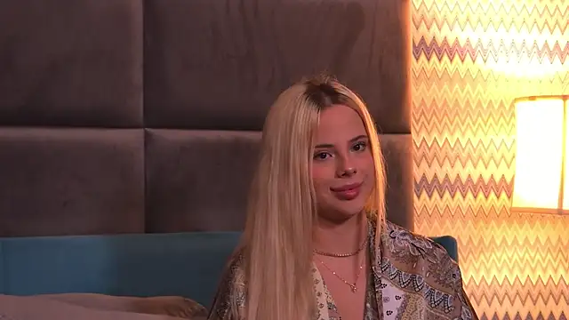 YssabelFox online show from 10-09-25, 04:57