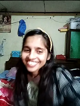 Saloni-Gupta online show from 12-22-25, 10:59