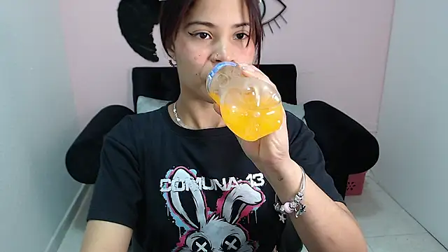 mia sexgirl online show from 10-10-25, 12:17