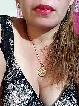 Snapshot of rimah69 chatting on 08-01-26, 06:44 rimah69 online show from 08-01-26, 06:44