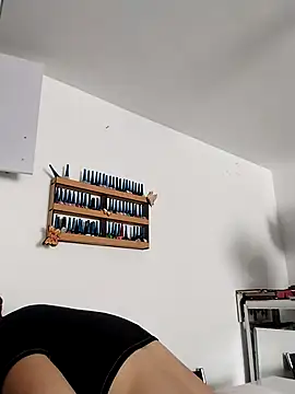 LaraCaliente online show from 01-10-26, 03:40