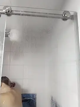 LaraCaliente online show from 04-15-26, 02:32