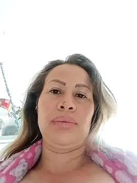 LaraCaliente online show from 10-24-25, 12:37