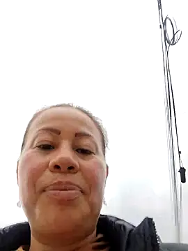 LaraCaliente online show from 02-19-26, 11:51