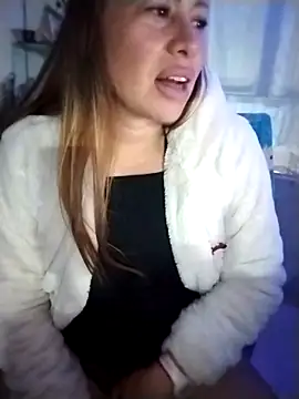 LaraCaliente online show from 11-16-25, 10:09