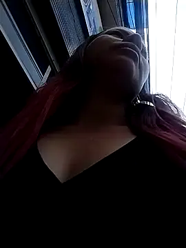 LaraCaliente online show from 02-07-26, 04:15