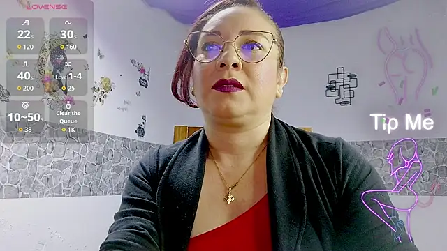 Snapshot of zamy_x chatting on 10-10-25, 03:07 zamy x online show from 10-10-25, 03:07