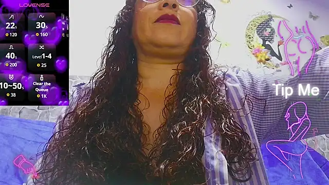 Snapshot of zamy_x chatting on 10-23-25, 03:16 zamy x online show from 10-23-25, 03:16