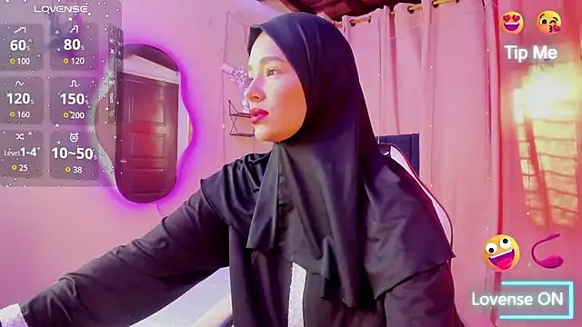 ShanaJamil online show from 10-24-25, 12:15